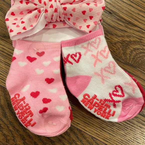 Capelli New York baby girl pink sock and headband bundle - Picture 3 of 9